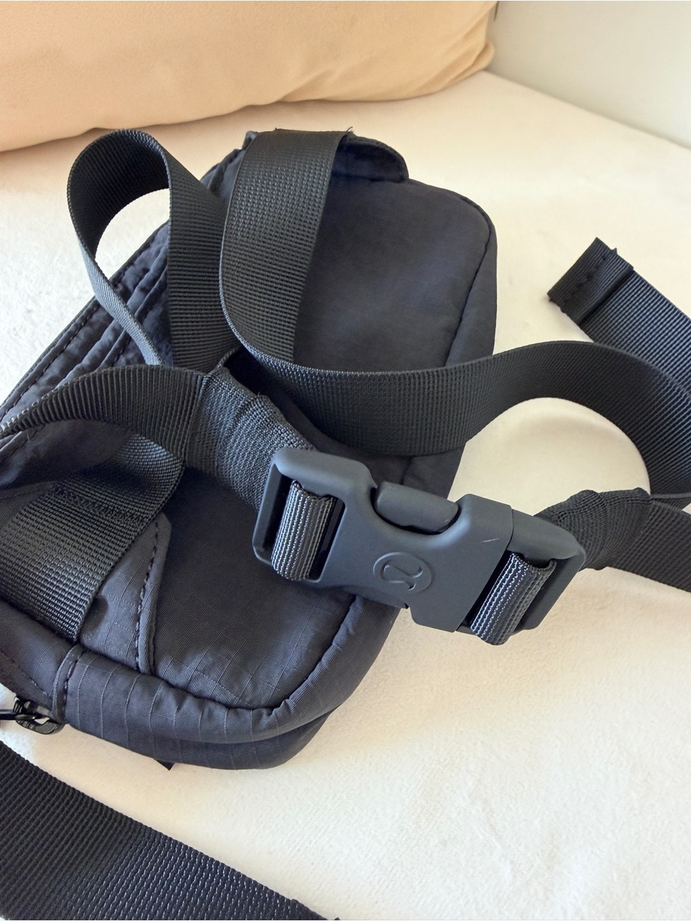 lululemon athletica Black Waist Sling Bag - Picture 4 of 4